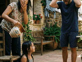 No me encierres otra vez, por favor… te juro que no voy a decirle nada a papá.