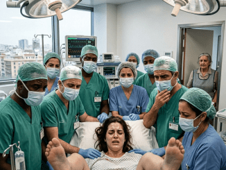 La dejaron abierta sobre la mesa de parto como si su dolor fuera un riesgo demasiado caro, y los doce doctores que juraron salvar vidas prefirieron salvar sus carreras antes que tocarla.